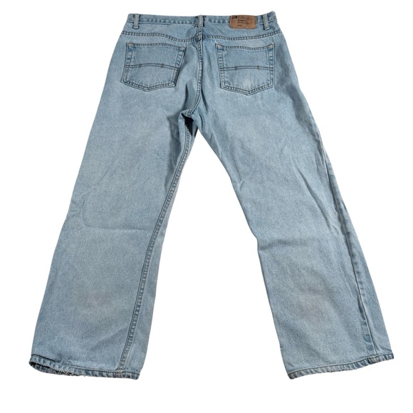 Men’s Denim Jeans Bundle (3 Pairs) - Picture 9 of 16